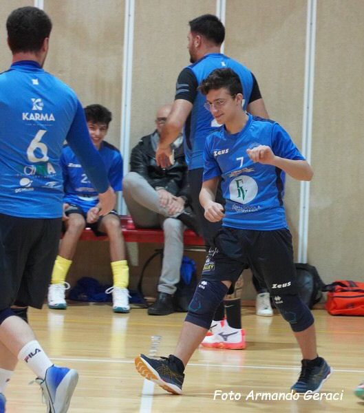 DSC01770y_tn.jpg