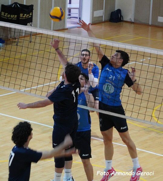 DSC00112y_tn.jpg