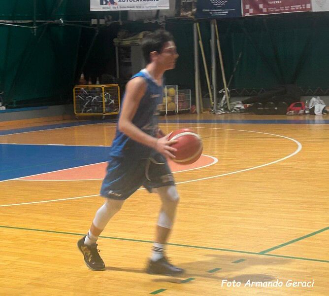 IMG_7142y_tn.jpg