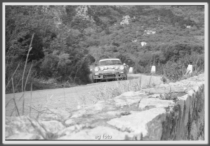 1975p08013_tn.jpg