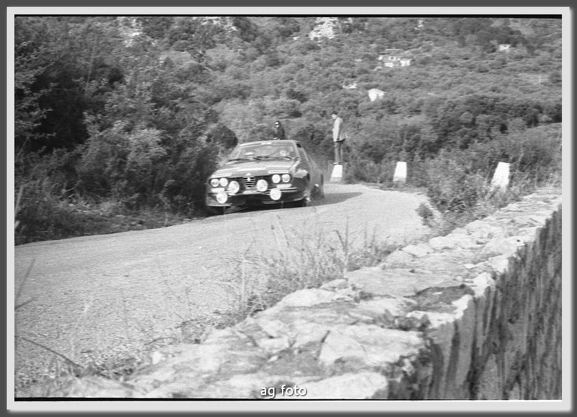 1975p08015_tn.jpg