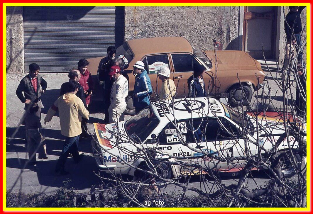 1981d93011_tn.jpg