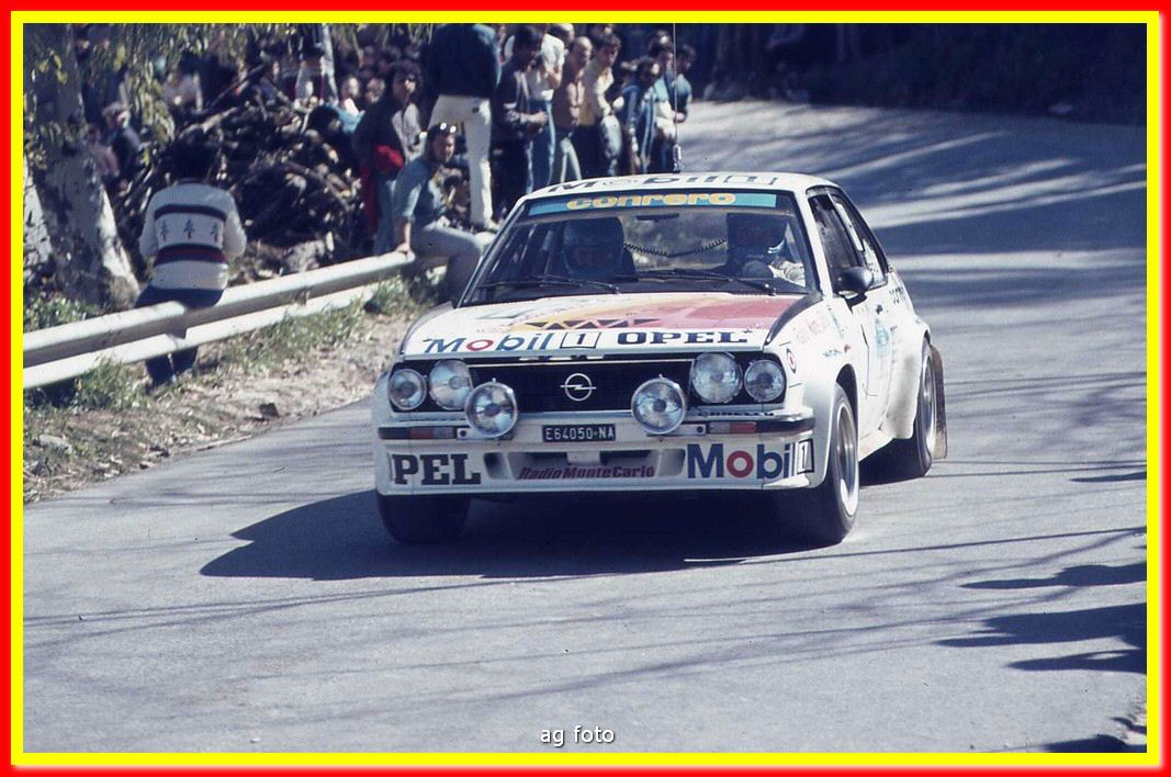 1981d93028_tn.jpg