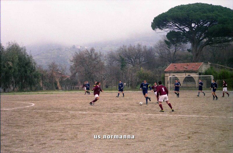 020127p05028_tn_tm.jpg