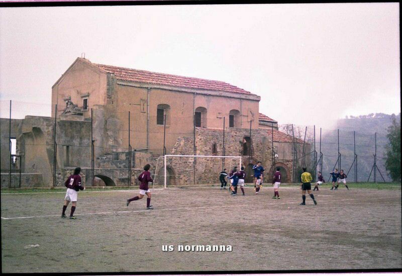 020127p05031_tn_tm.jpg
