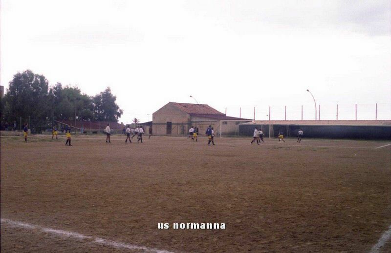 2002p78010_tn_tm.jpg