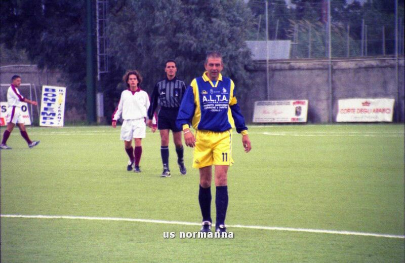 2002p78022_tn_tm.jpg