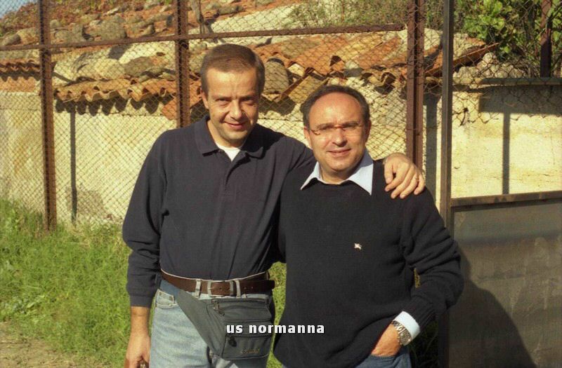 2002p82006_tn_tm.jpg