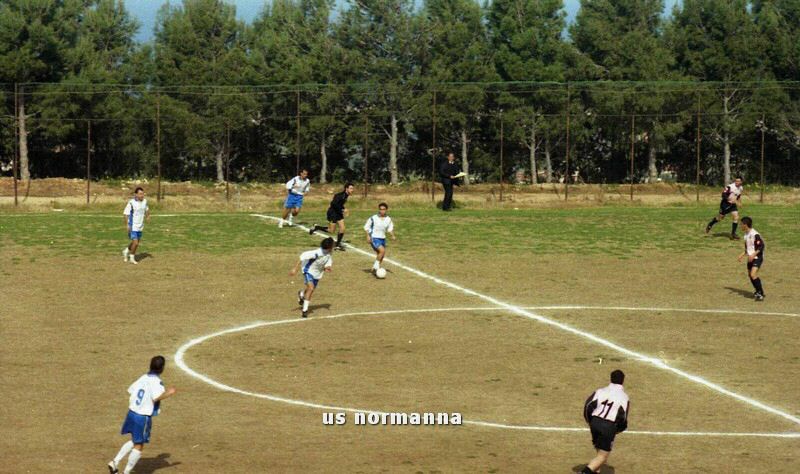 040314p023_tn_tm.jpg