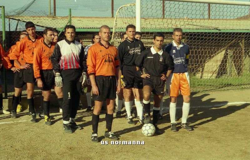 1999p45003_tn_tm.jpg