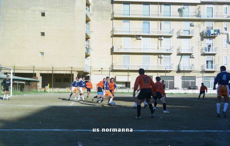 1999p45006_tn_tm.jpg