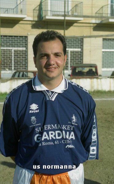 1999p45007_tn_tm.jpg