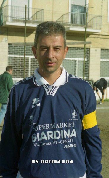 1999p45009_tn_tm.jpg