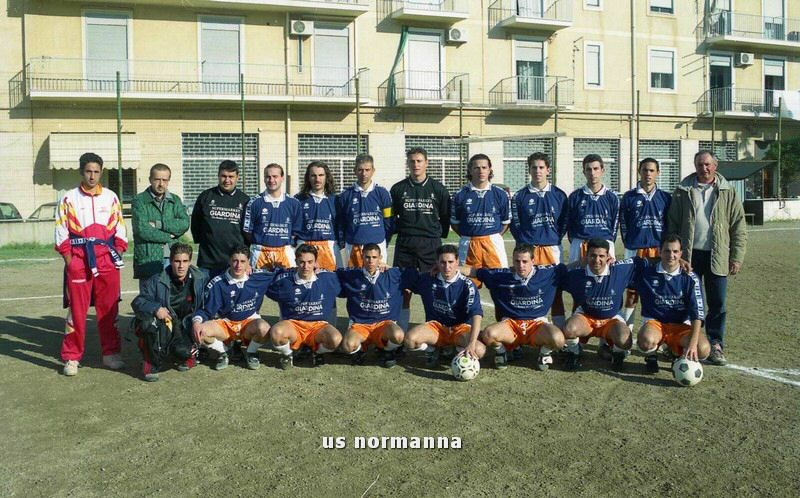 1999p45013_tn_tm.jpg