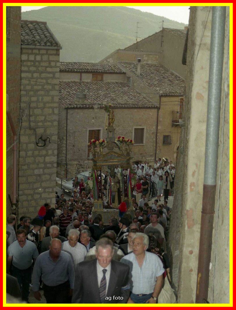 2002p24003_tn.jpg