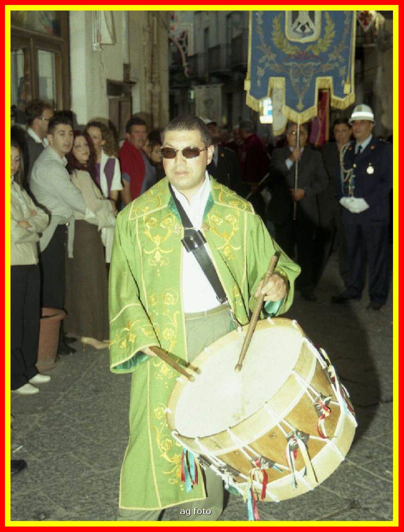 2002p73y005_tn.jpg